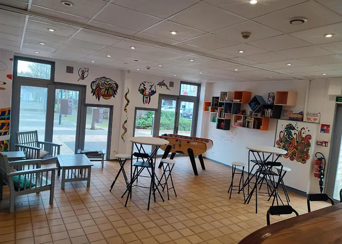 Auberge De Jeunesse Hi Boulogne-Sur-Mer